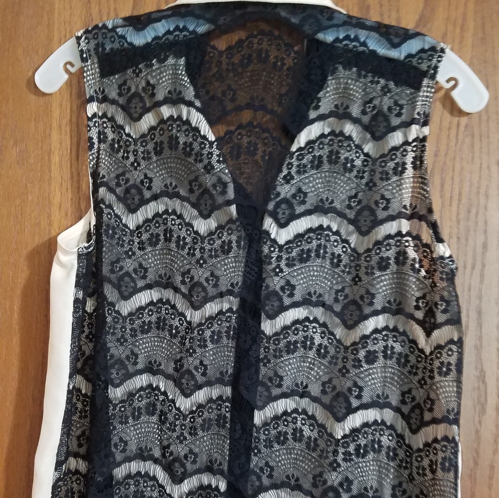 Lace top - Picture 2 of 2